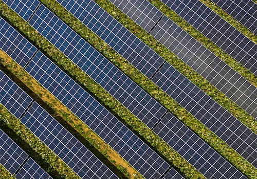 500kW Hibridni solarni sustav za pohranu s HJT 700W pločama i litij baterijom